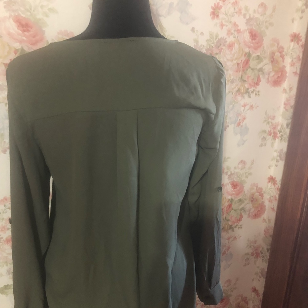 Blouse - Picture 2 of 3